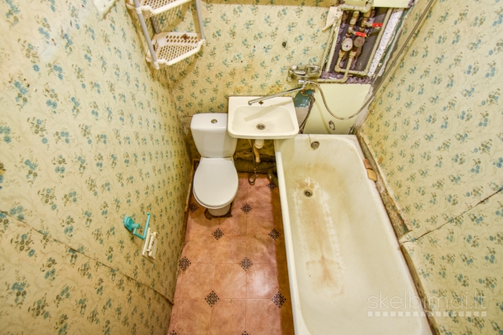 2 kambarių butas renovuotame name 