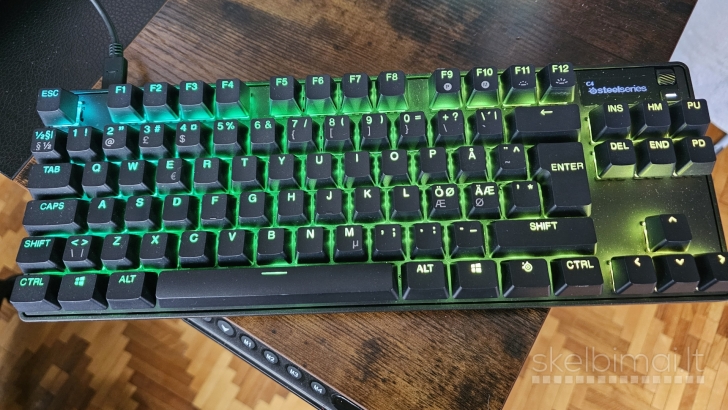 Nauja SteelSeries Apex Pro TKL, 2023 (Gen2) laidinė mechaninė žaidimų klaviatūra