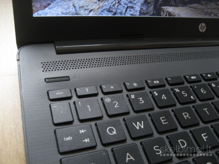 HP 250 G7 i3-7020U/ 8GB/ 240GB/ 3 val.