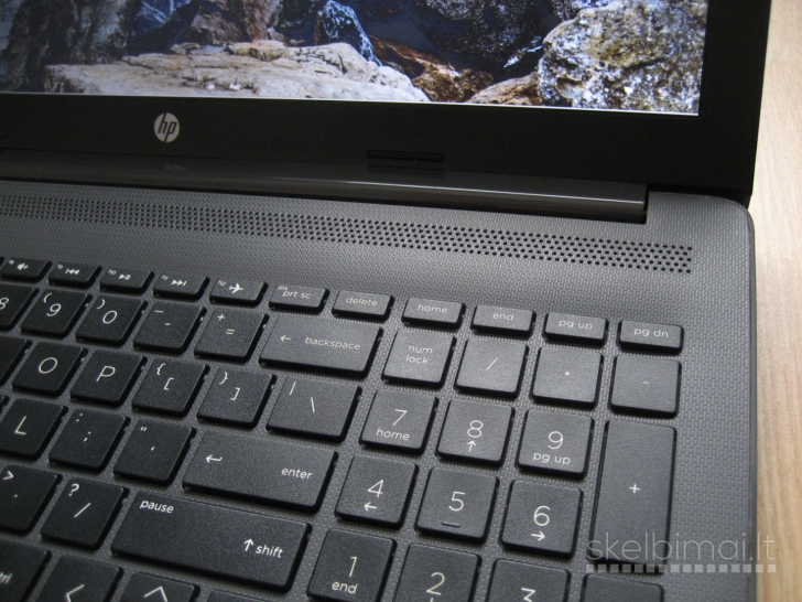 HP 250 G7 i3-7020U/ 8GB/ 240GB/ 3 val.