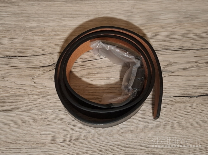 Vyriškas juodas diržas su sagtimi, 120 cm