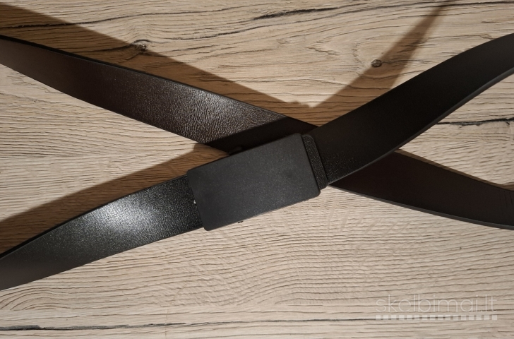 Vyriškas rudas diržas su sagtimi, 110 cm