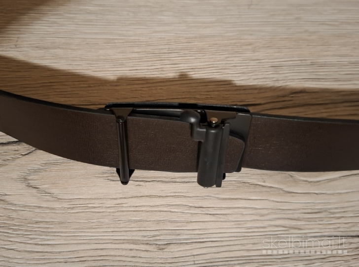 Vyriškas rudas diržas su sagtimi, 110 cm