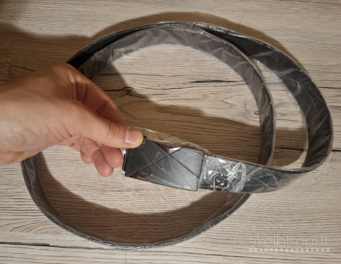 Juodas vyriškas dirbtinės odos diržas, ilgis 120