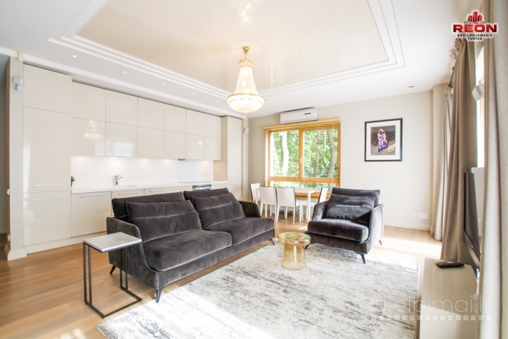 NUOMOJAMAS ERDVUS IR ŠVIESUS 3 KAMBARIŲ BUTAS PRESTIŽINĖJE VILNIUAS VIETOJE