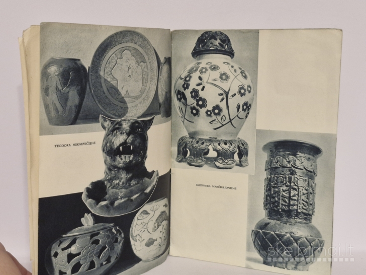 Sena knygutė "Lietuviška dailioji Keramika"