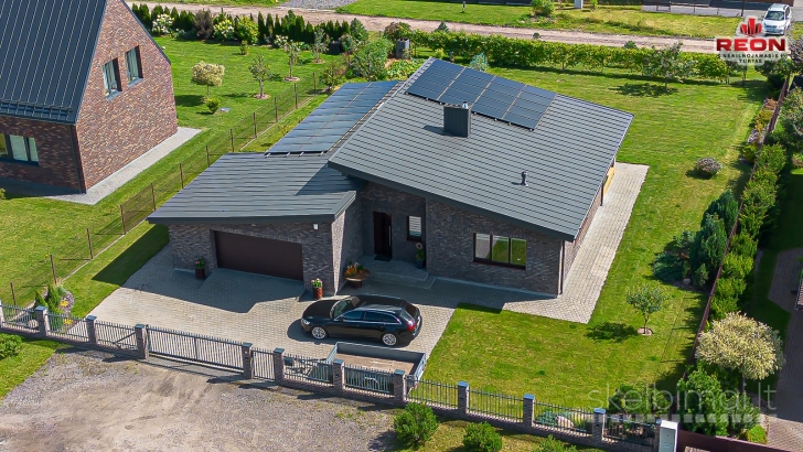 PARDUODAMAS VIENO AUKŠTO NAMAS DIDELIAME SKLYPE, ITIN RAMIOJE VIETOJE, LEVIDON