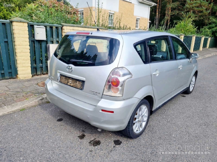 Toyota Corolla Verso, 2006 02, дизель 2,0 л. 85 квт, 325000км. 