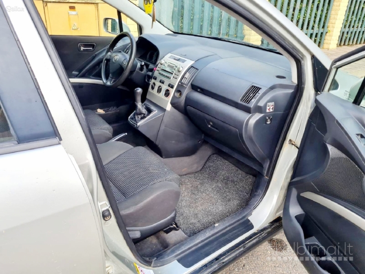 Toyota Corolla Verso, 2006 02, дизель 2,0 л. 85 квт, 325000км. 