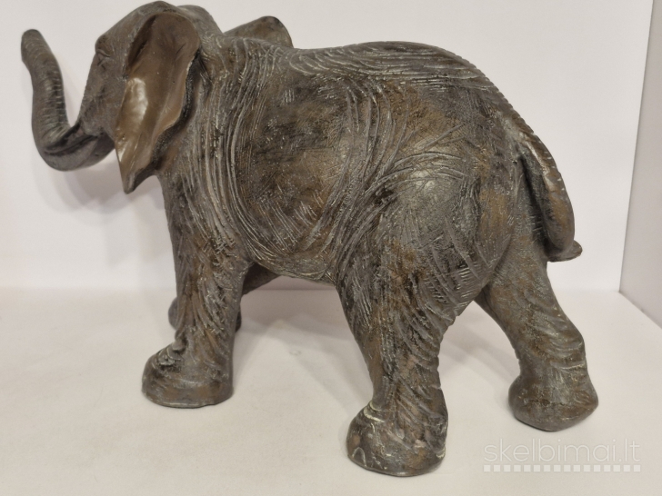 Didelė dekoratyvinė dramblio skulptūra ~ 35cm. (resin, medžio imitacija)