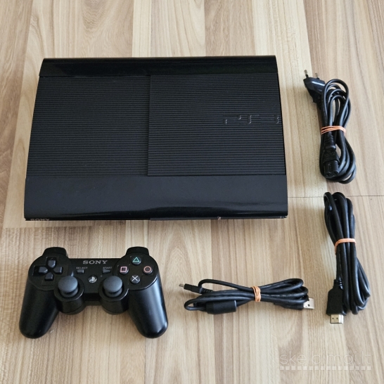 Sony Playstation 3 + 77 žaidimai