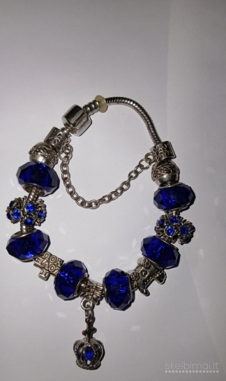 Moteriška apyrankė