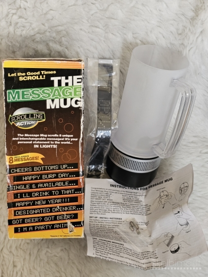 Naujas plastikinis bokalas su šviečiančia žinute - unikali dovana!