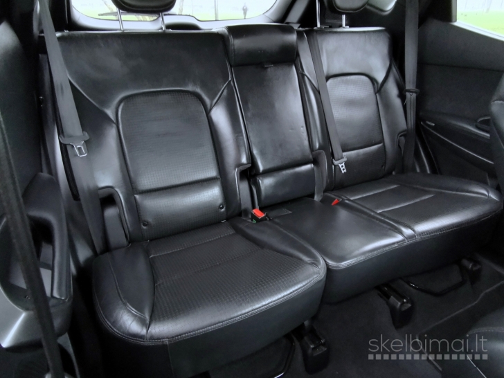 Hyundai Santa Fe 2013