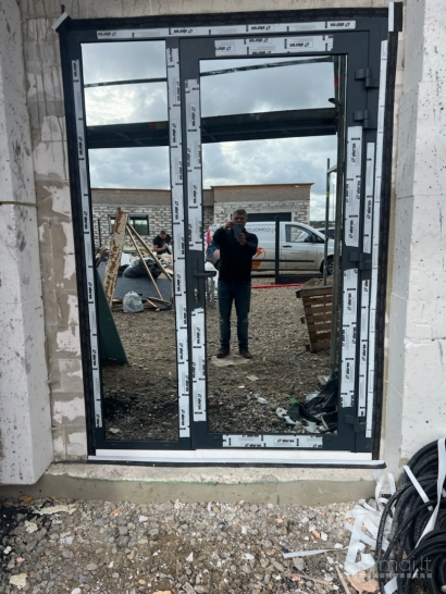 A++ klasės aliuminės lauko durys – šiltos, saugios | Sandėlyje / pagal užsakymą