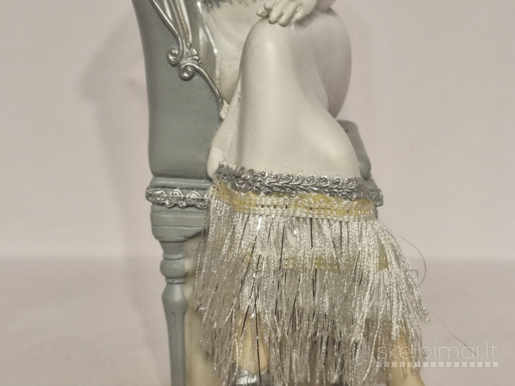 Art Deco stiliaus dekoratyvine dama ~ 25cm.