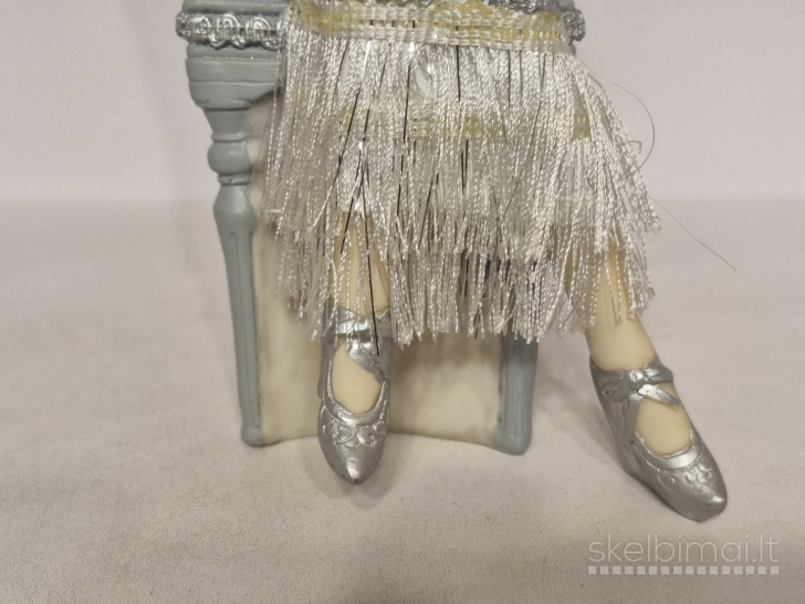 Art Deco stiliaus dekoratyvine dama ~ 25cm.