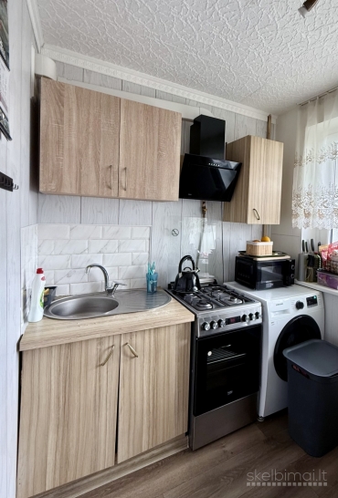 Parduodamas jaukus vieno kambario butas prie pat miesto centro