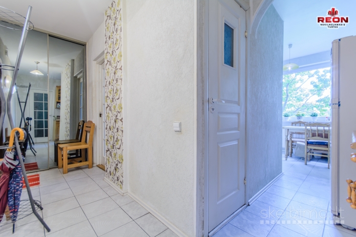 TVARKINGAS 2 KAMBARIŲ BUTAS KAROLINIŠKĖSE!