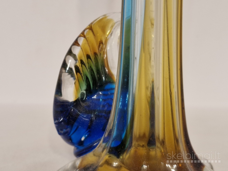 Murano stiliaus rankų darbo stiklo vaza su žuvies dekoru apie 24cm.