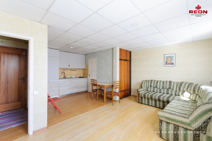 STUDIO TIPO BUTAS ŠNIPIŠKĖSE, KALVARIJŲ GATVĖJE, ŠALIA TURGAUS.