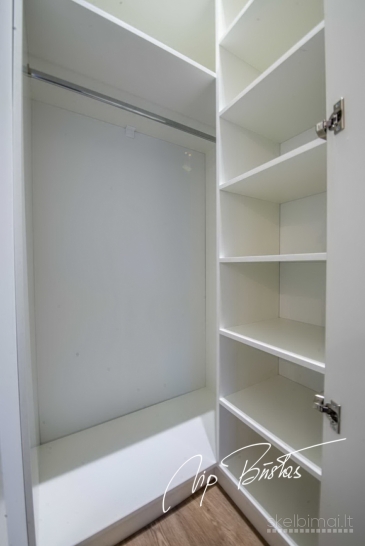 PARDUODAMAS PILNAI ĮRENGTAS BUTAS ŽALIAKALNYJE, KALNIEČIŲ G.