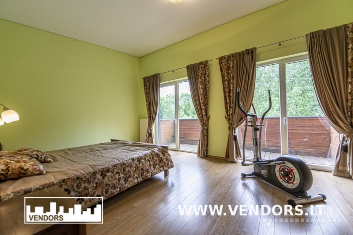 PARDUODAMAS KOTEDŽAS ROMAINIUOSE, M. IR P. ŠALČIŲ G.