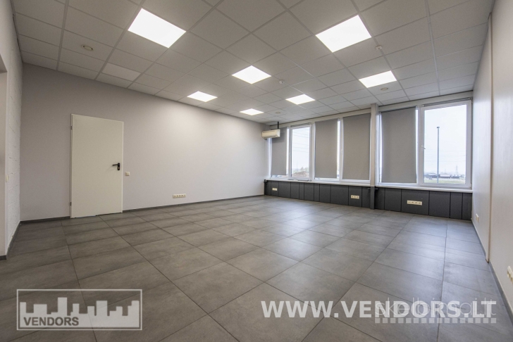 NUOMOJAMOS PATALPOS ROKUOSE, ROKELIŲ G.