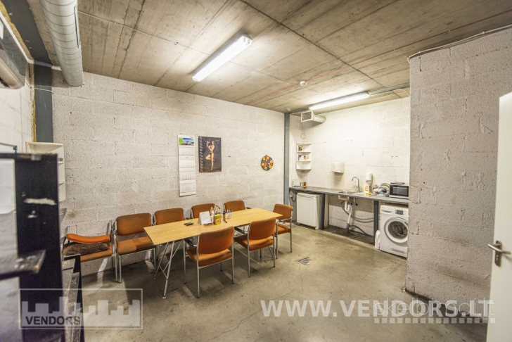 NUOMOJAMOS PATALPOS ROKUOSE, ROKELIŲ G.