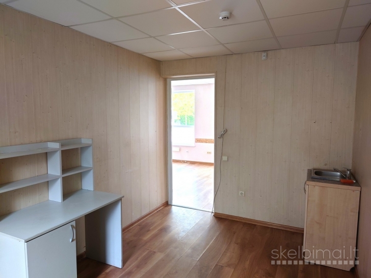 Išnuomojamos labai geroje vietoje gerai įrengtos 67,65 m² patalpos