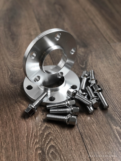 Audi Rastafkės 5x112 66,6