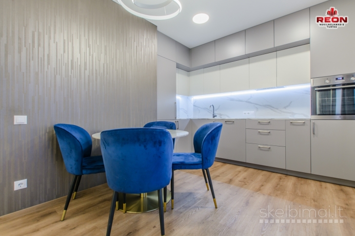 IŠNUOMOJAMAS JAUKUS 2 KAMBARIŲ BUTAS SU DIDELE TERASA!