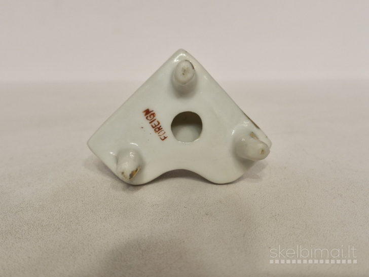 Porcelianinė fortepijono figūrelė Foreign apie 5,5cm.