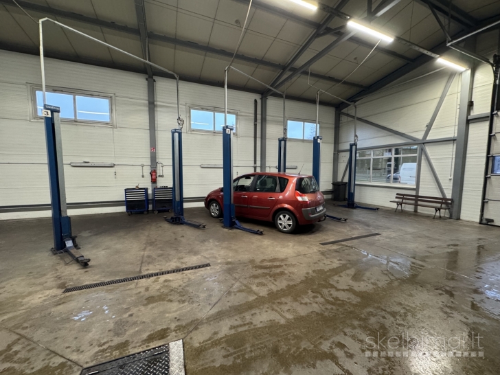 Parduodama įranga autoserviso veiklai. Kainos derinamos, rasime bendrą kainą.