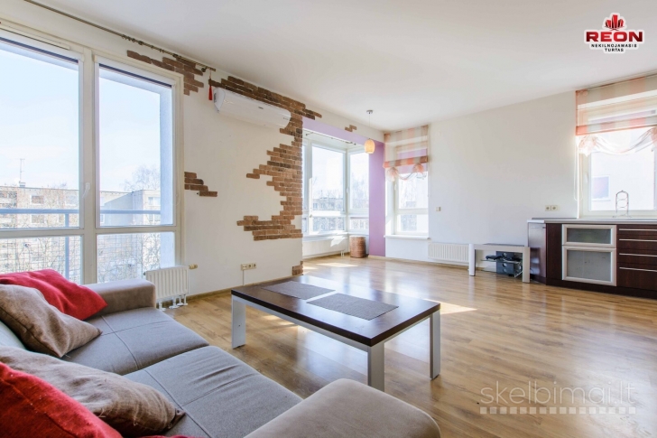 NUOMOJAMAS ŠVIESUS DVIEJŲ KAMBARIŲ BUTAS Š. MIESTELYJE!