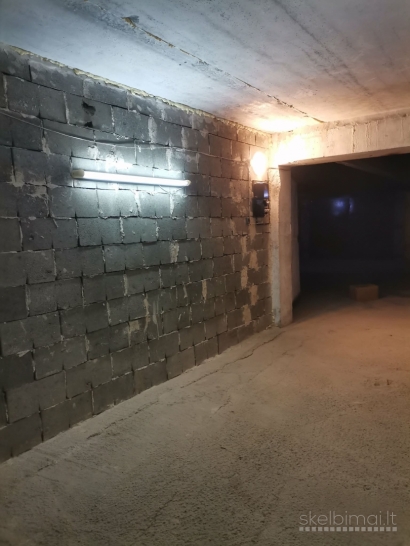 Išnuomojamas garažas Kaune, Šilainiuose, Kuršių g. ilgalaikei nuomai