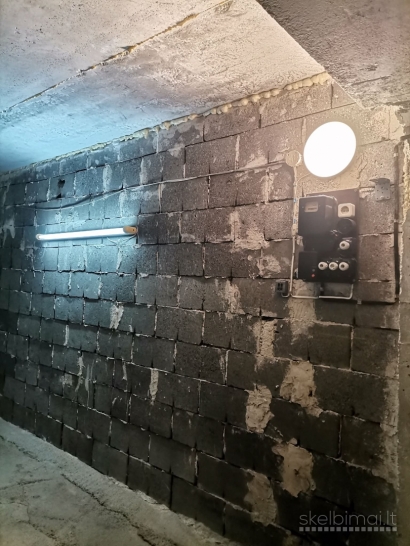 Išnuomojamas garažas Kaune, Šilainiuose, Kuršių g. ilgalaikei nuomai