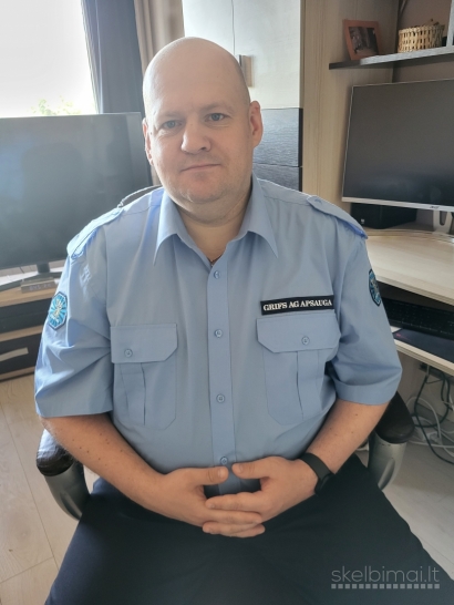 Vaikinas ieško merginos, su kuria galėtų kartu praleisti šventes.