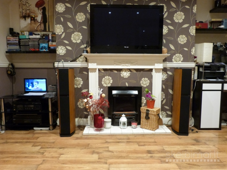 JAMO D570 High-End floor standing speakers. Made in Denmark. Great condition.