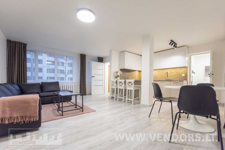 NAUJAI ĮRENGTAS BUTAS DAINAVOJE, TAIKOS PR. 121