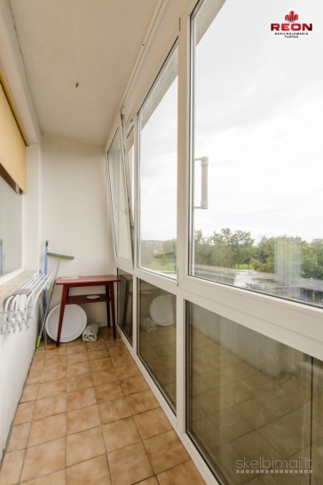 Nuomojamas jaukus 3 izoliuotų kambarių butas antakalnyje.