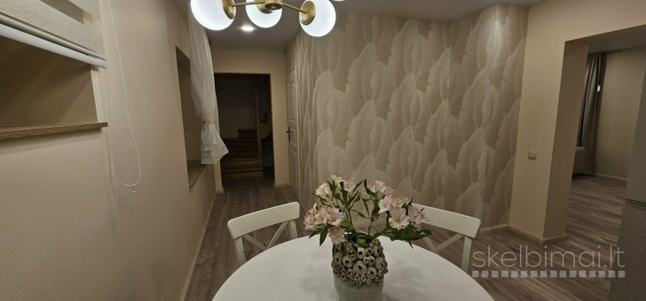 PARDUODAMAS NAMAS MAŽEIKIŲ SENAMIESTYJE, P. MATULIONIO G. 33.