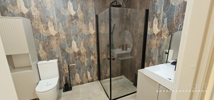 PARDUODAMAS NAMAS MAŽEIKIŲ SENAMIESTYJE, P. MATULIONIO G. 33.