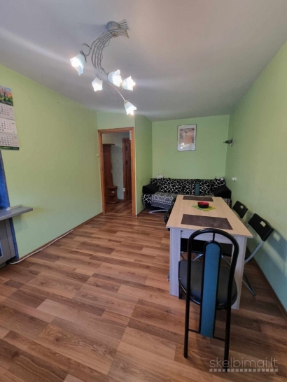 RENOVUOTAME NAME IŠNUOMOJAMAS 2 KAMBARIŲ BUTAS MAŽEIKIUOSE, SODŲ G. 10