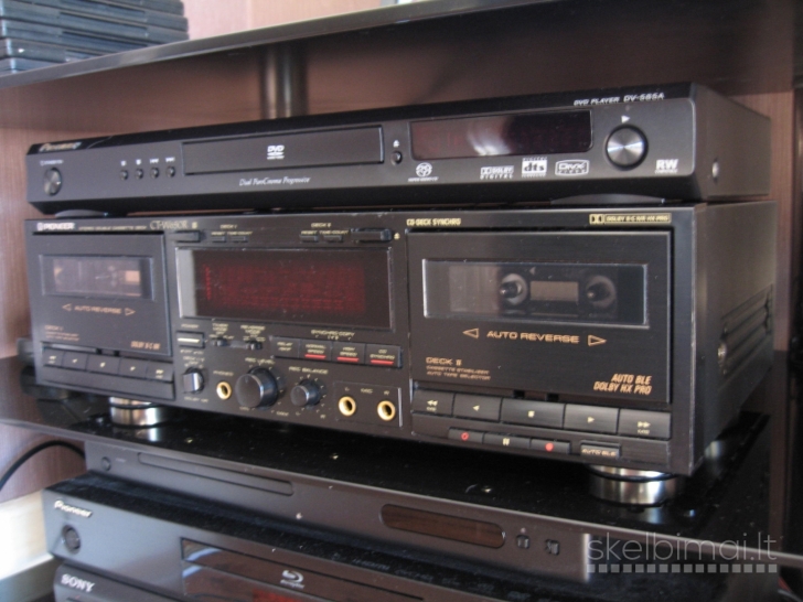 PIONEER CT-W650R (1991 model) Stereo Double Cassette Deck. Made in Japan.