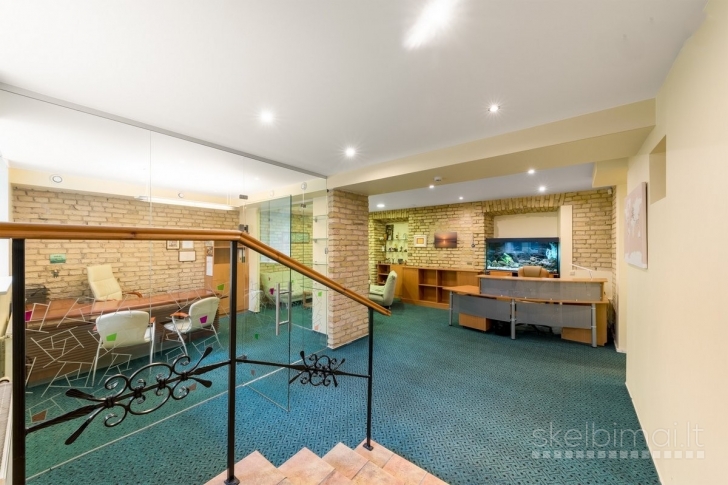 PARDAVIMUI -KOMERCINĖS PATALPOS VILNIAUS SENAMIESTYJE