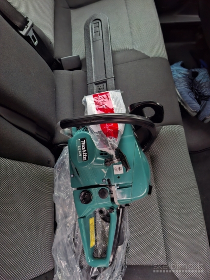 Benzo pjuklas,raktu rinkinys,generatorius,eliktriniai irankiai