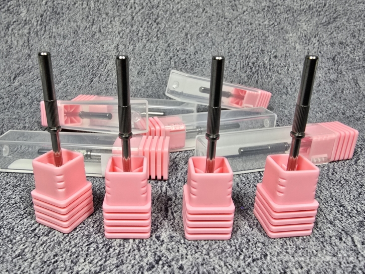 Nagų frezos būgnelis plonoms šlifavimo juostelėms