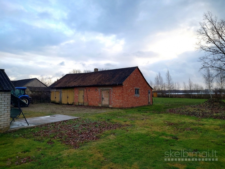 Parduodamas labai pigiai gyvenamasis namas