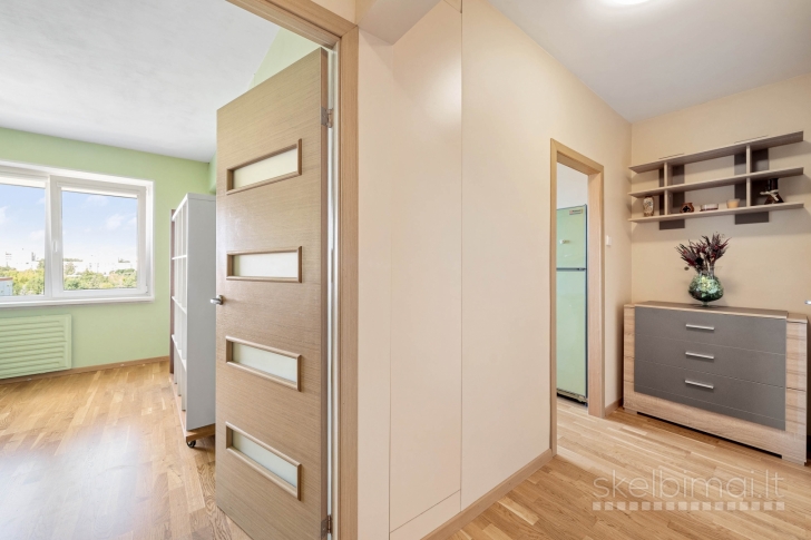 Šviesus 1 kambario butas